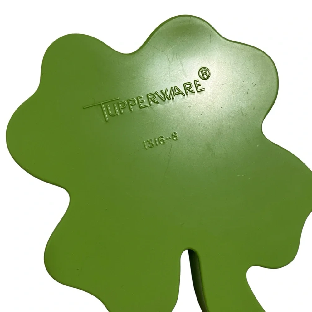 Tupperware Shamrock Clover Cookie Cutter Lime Green Plastic 1316 St Patricks Day